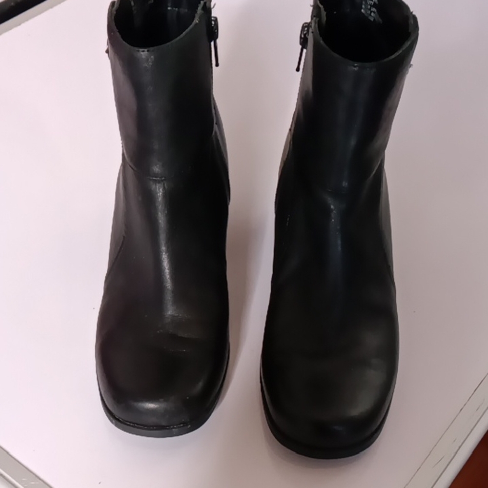 Croft & Barrow Black Ankle Booties with Smooth Leather Finish